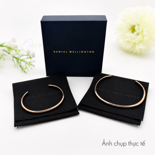Vòng cuff Daniel Wellington DW00401944 DW00401984 | Arch Cuff Rose gold 4mm | Laimut | Ảnh chụp thực tế fullbox